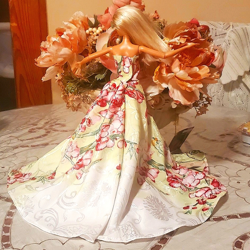 Barbie Doll Clothes Evening Dresses - Picture 2 of 4